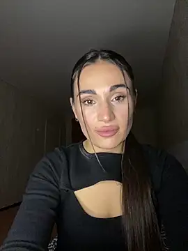 Snapshot of MonikaSi chatting on December 2025 07:53:01 PM MonikaSi online show from December 2025 07:53:01 PM