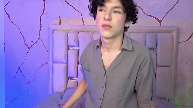 Snapshot of SthepanodiMonaco chatting on March 2026 04:17:01 AM SthepanodiMonaco online show from March 2026 04:17:01 AM