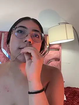 Dafne se online show from June 2026 03:25:01 AM
