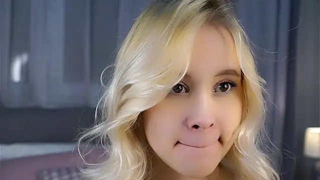 AunclreaVache online show from January 2026 11:12:02 AM