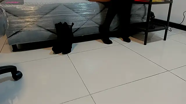 Lilith Zamara  online show from December 2025 01:38:01 PM