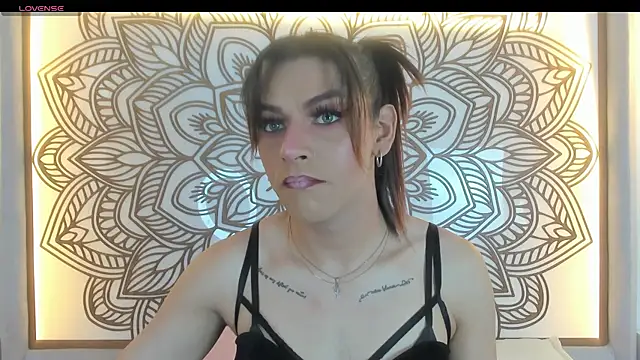 Lilith Zamara  online show from February 2026 04:11:02 PM