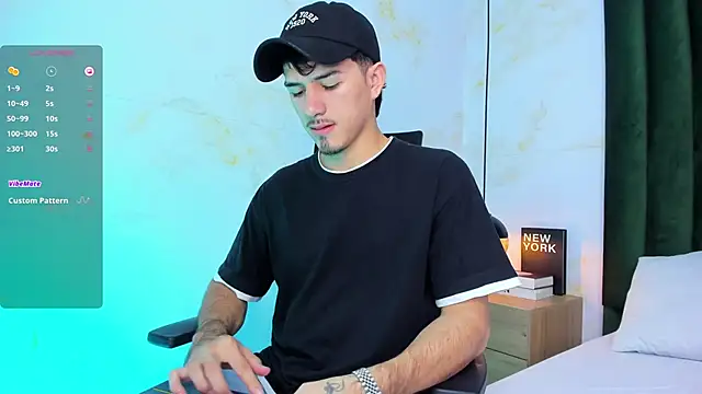 Snapshot of Justin_duque chatting on December 2025 07:54:02 PM Justin duque online show from December 2025 07:54:02 PM