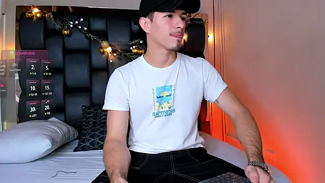 Snapshot of Justin_duque chatting on December 2025 07:31:02 PM Justin duque online show from December 2025 07:31:02 PM