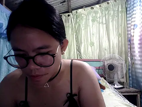 Snapshot of xxdreamgirl69 chatting on February 2026 10:06:01 PM xxdreamgirl69 online show from February 2026 10:06:01 PM