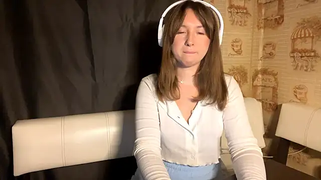 Snapshot of Tessa_Muse chatting on December 2025 04:11:01 PM Tessa Muse online show from December 2025 04:11:01 PM