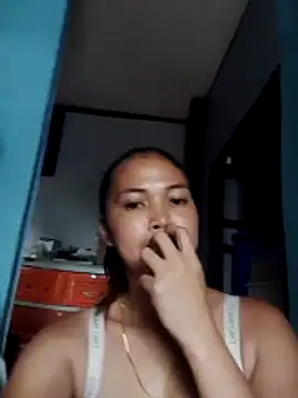 Snapshot of Lovely_aprilxx chatting on February 2026 11:58:02 PM Lovely aprilxx online show from February 2026 11:58:02 PM