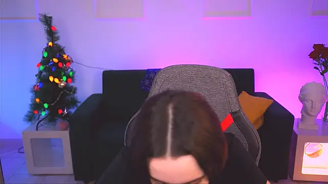 KateWillows online show from December 2025 04:19:01 AM