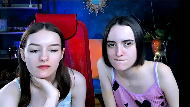 KateWillows online show from May 2026 08:54:01 AM