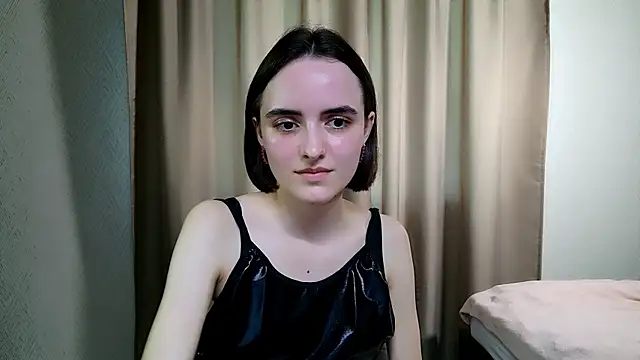 KateWillows online show from May 2026 11:53:01 AM
