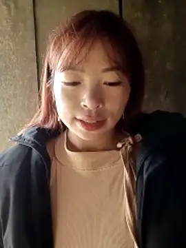 alissa-ww online show from December 2025 02:53:01 AM