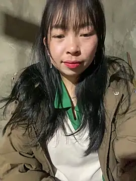 alissa-ww online show from March 2026 05:13:02 AM