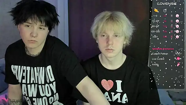 miya meow miku online show from December 2025 03:43:02 PM