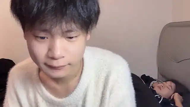 xiaohui660 online show from December 2025 04:02:01 PM