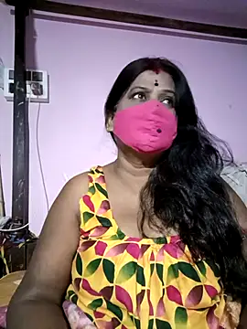 Snapshot of me-pari-hu chatting on December 2025 04:02:02 PM me-pari-hu online show from December 2025 04:02:02 PM