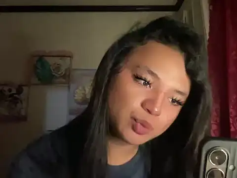 Snapshot of lovinglyours_joanna chatting on November 2025 01:14:02 PM lovinglyours joanna online show from November 2025 01:14:02 PM