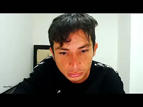 Snapshot of albeirothh chatting on December 2025 03:44:01 AM albeirothh online show from December 2025 03:44:01 AM