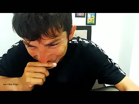 Snapshot of albeirothh chatting on December 2025 03:50:02 PM albeirothh online show from December 2025 03:50:02 PM