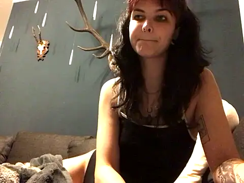 Snapshot of alinavampira_ chatting on December 2025 08:26:01 PM alinavampira online show from December 2025 08:26:01 PM