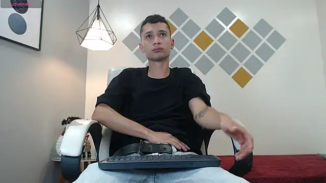 LucassSmith11 online show from January 2026 11:37:02 AM