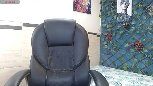 LucassSmith11 online show from April 2026 09:28:02 PM
