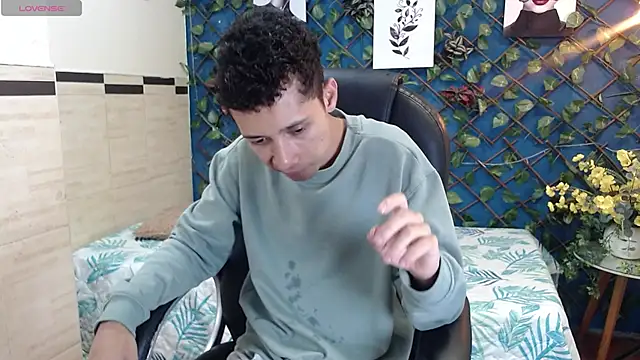 LucassSmith11 online show from May 2026 08:47:02 PM