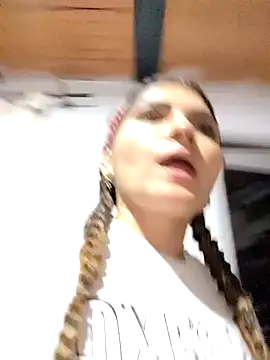 RosaliaVicky online show from February 2026 02:16:01 AM