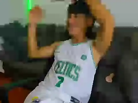 Mikke18 online show from December 2025 03:24:02 AM