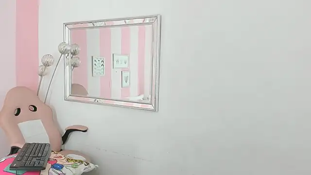 Amaia Monroe online show from February 2026 04:16:02 AM