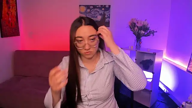 SwettieSammy online show from June 2026 12:06:02 PM