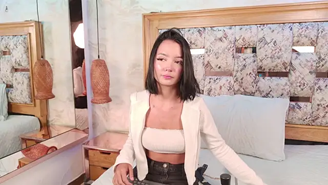 emily dempsey online show from August 2026 07:16:02 PM