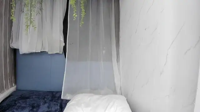  Zoecooper online show from March 2026 07:17:01 PM