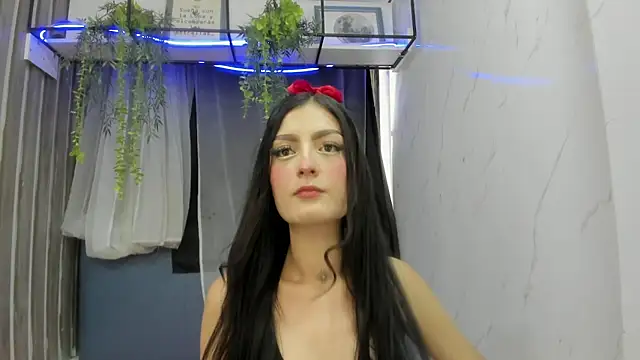  Zoecooper online show from March 2026 07:06:01 PM