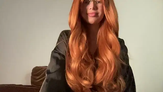 EliseMeadow online show from December 2025 07:25:02 AM