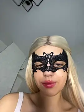 Snapshot of s4rah chatting on February 2026 09:38:01 AM s4rah online show from February 2026 09:38:01 AM