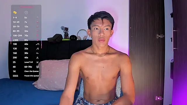 santinaughty online show from February 2026 01:48:01 AM