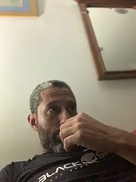 Snapshot of Calientesensible chatting on March 2026 03:12:01 AM Calientesensible online show from March 2026 03:12:01 AM