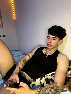 wil hot online show from December 2025 03:40:02 PM