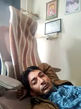 Snapshot of TwinklyBasket897 chatting on November 2025 07:00:02 AM TwinklyBasket897 online show from November 2025 07:00:02 AM