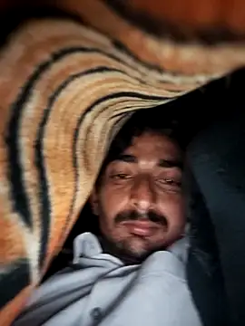 Snapshot of TwinklyBasket897 chatting on December 2025 05:39:02 PM TwinklyBasket897 online show from December 2025 05:39:02 PM