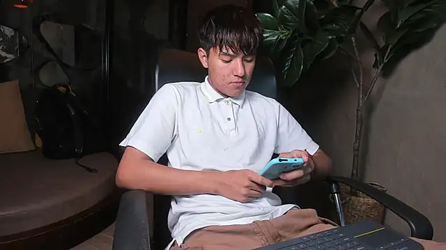 isaac grimm online show from February 2026 02:52:01 AM