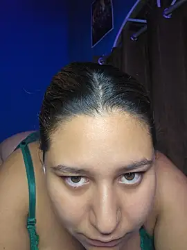 Snapshot of Kittysweet2001 chatting on April 2026 06:44:02 AM Kittysweet2001 online show from April 2026 06:44:02 AM