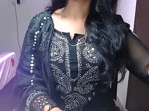 Khushiii  online show from December 2025 07:47:02 AM