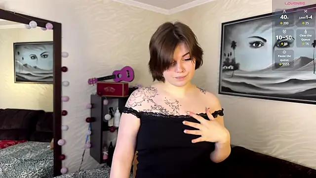 sophia loly online show from January 2026 09:36:01 AM