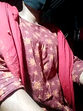 qeen3321 online show from December 2025 02:45:02 PM