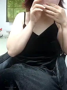 Snapshot of miniiceyya chatting on March 2026 05:15:01 PM miniiceyya online show from March 2026 05:15:01 PM