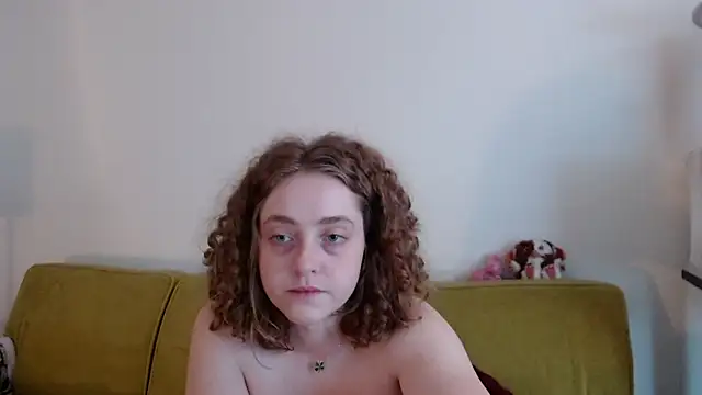 Snapshot of DeliaBlew chatting on May 2026 12:12:02 PM DeliaBlew online show from May 2026 12:12:02 PM
