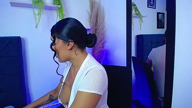 Snapshot of Jul_honeyy chatting on December 2025 12:37:02 AM Jul honeyy online show from December 2025 12:37:02 AM