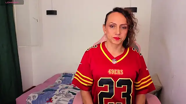 Snapshot of Ivonne_ferrer__ chatting on December 2025 02:32:02 AM Ivonne ferrer online show from December 2025 02:32:02 AM