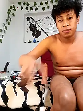 Varek biglatin dick online show from February 2026 01:54:01 AM